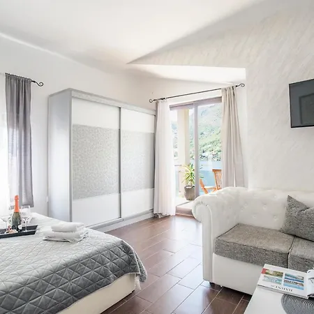 Apartments Maxhit Tivat Exterior photo