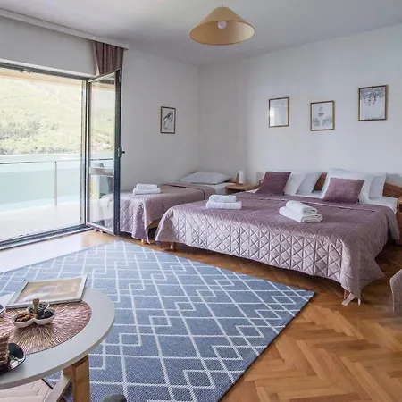 Apartments Maxhit Tivat Exterior photo