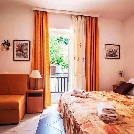 Apartments Maxhit Tivat Exterior photo