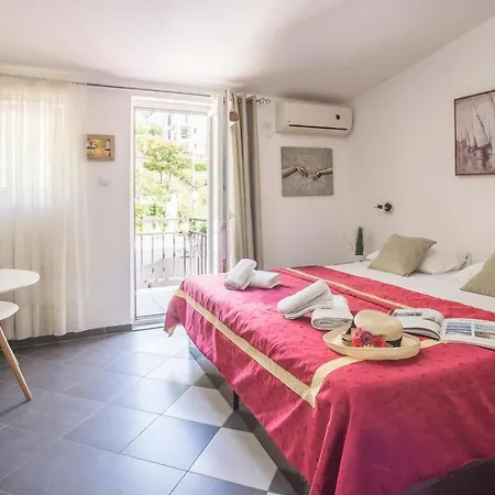 Apartments Maxhit Tivat Exterior photo