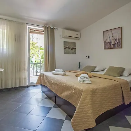 Apartments Maxhit Tivat Exterior photo