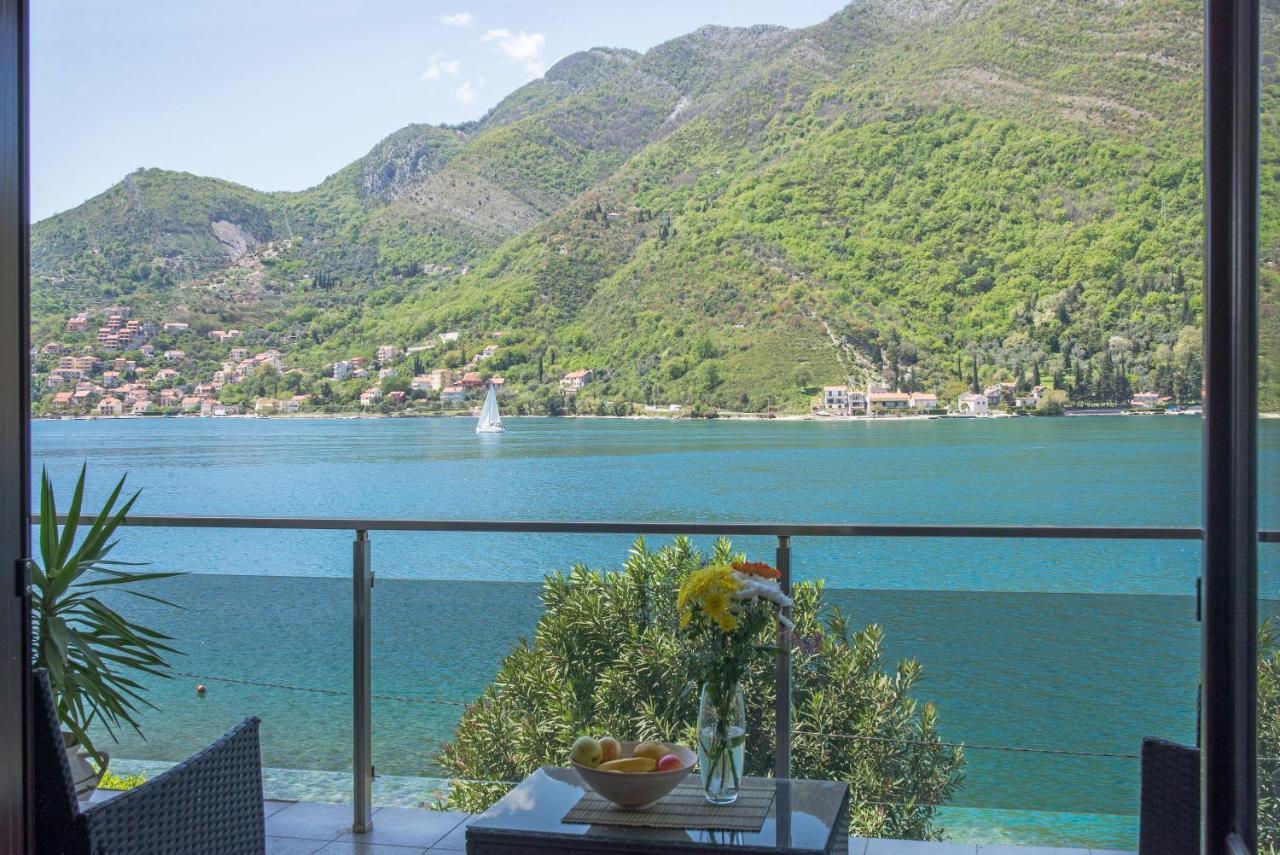 Maxhit * Tivat
