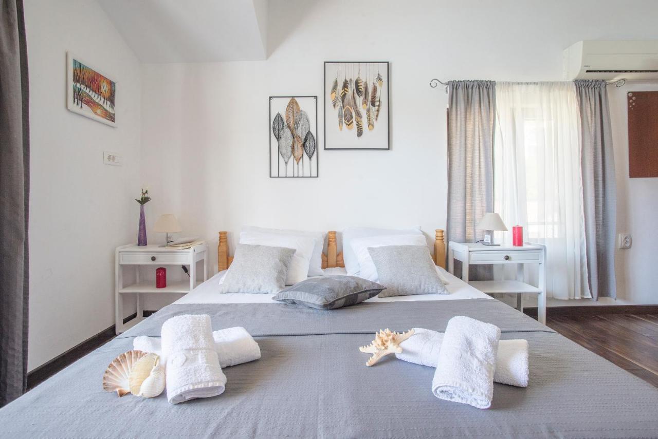 Maxhit Apartment *