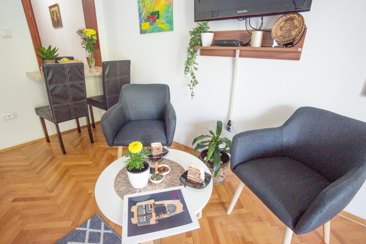 Maxhit Apartment