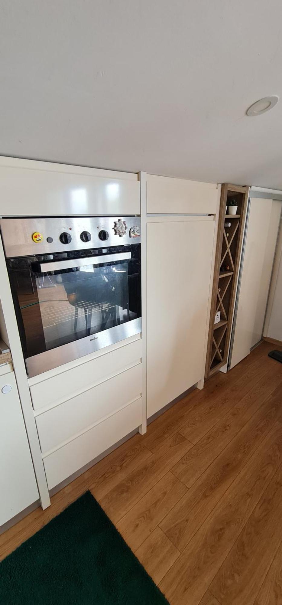 Apartment Maxhit