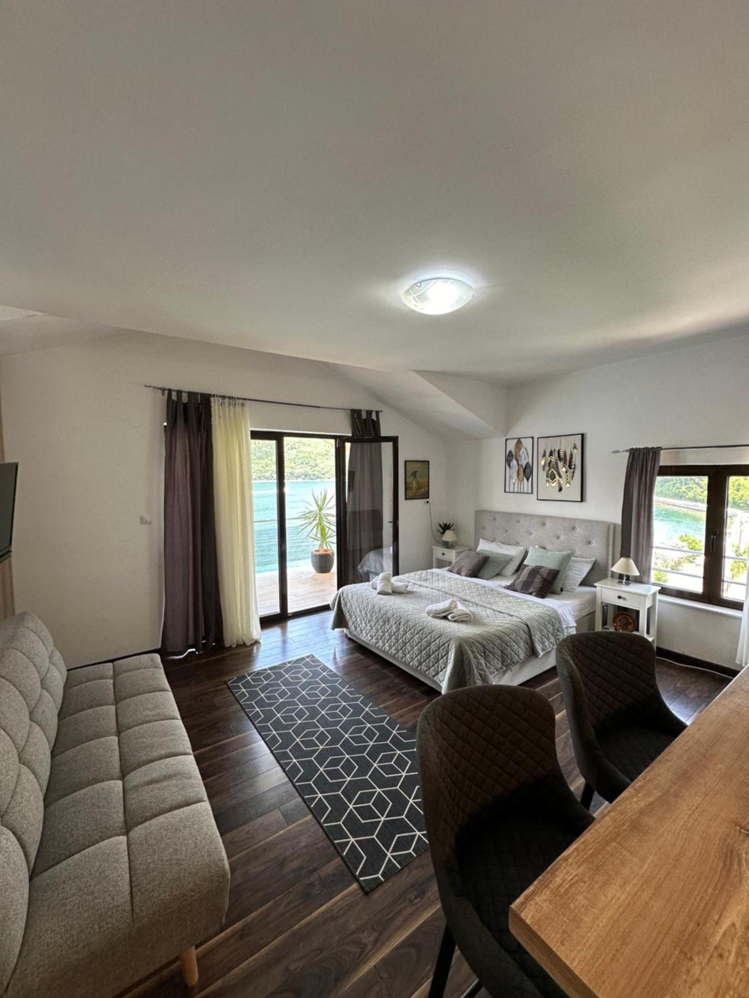 Maxhit Apartment Tivat